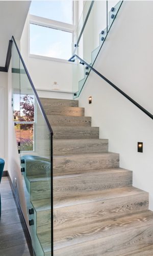 glass-stair-railing-matte-black