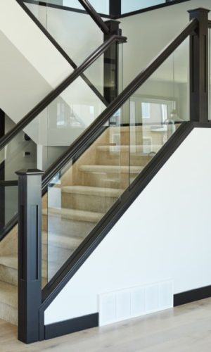 modern-dadoed-glass-railing-1